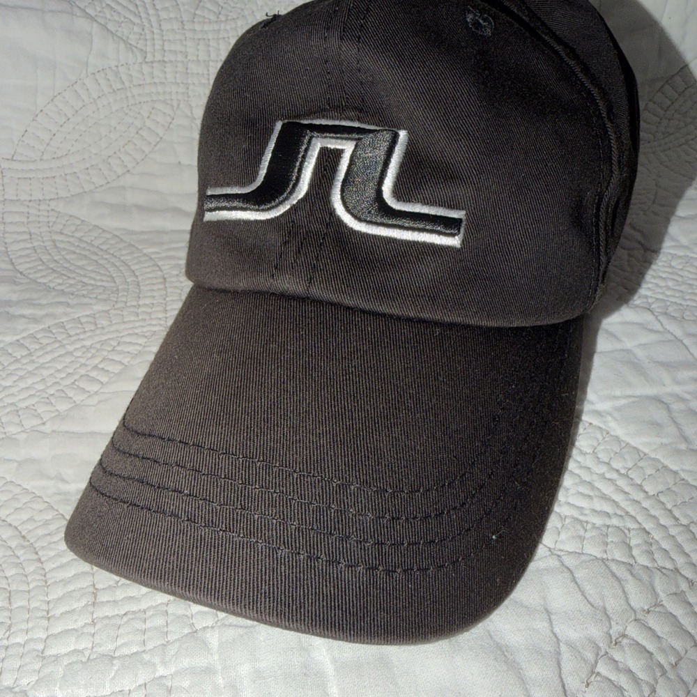 J.Lindeberg Mens Golf Hat Black Embroidered Logo Fitted Size Medium Dad Cap